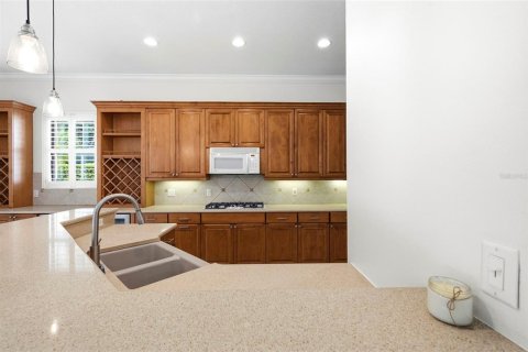 House in Bradenton, Florida 3 bedrooms, 296.08 sq.m. № 2220334 - photo 27