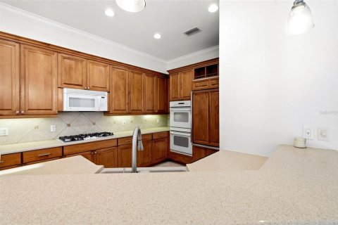 House in Bradenton, Florida 3 bedrooms, 296.08 sq.m. № 2220334 - photo 25