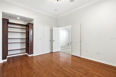 House in Bradenton, Florida 3 bedrooms, 296.08 sq.m. № 2220334 - photo 14