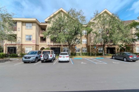 Copropriété à vendre à Odessa, Floride: 3 chambres, 125.6 m2 № 1516964 - photo 1