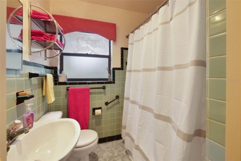 Casa en venta en Orlando, Florida, 4 dormitorios, 209.87 m2 № 2195820 - foto 20