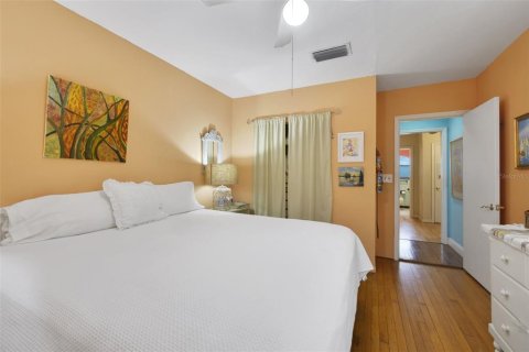 Casa en venta en Orlando, Florida, 4 dormitorios, 209.87 m2 № 2195820 - foto 17