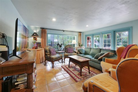 Casa en venta en Orlando, Florida, 4 dormitorios, 209.87 m2 № 2195820 - foto 14