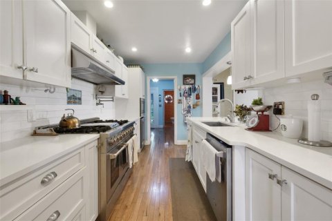 Casa en venta en Orlando, Florida, 4 dormitorios, 209.87 m2 № 2195820 - foto 6