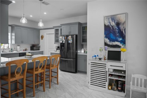 Villa ou maison à louer à Miami, Floride: 3 chambres, 130.81 m2 № 1999205 - photo 7