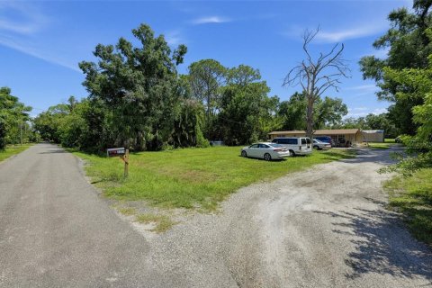 Casa en Bradenton, Florida 1 dormitorio, 163.51 m2 № 2379317