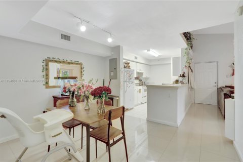 Condominio en venta en Homestead, Florida, 3 dormitorios, 104.61 m2 № 1730496 - foto 3