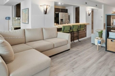 Condominio en venta en Miami Beach, Florida, 2 dormitorios, 110.55 m2 № 1922388 - foto 7