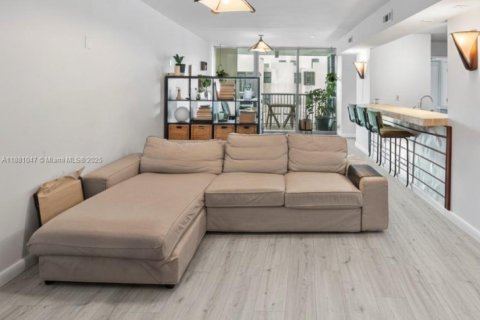 Condominio en venta en Miami Beach, Florida, 2 dormitorios, 110.55 m2 № 1922388 - foto 3