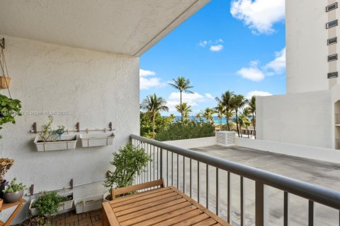 Condominio en venta en Miami Beach, Florida, 2 dormitorios, 110.55 m2 № 1922388 - foto 21