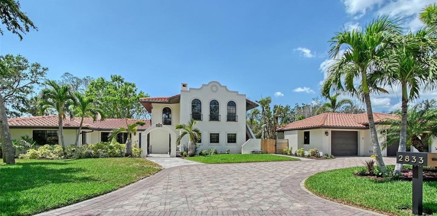 House in Sarasota, Florida 3 bedrooms, 276.29 sq.m. № 1636723