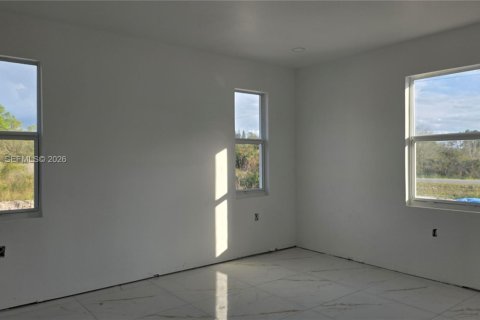 Villa ou maison à vendre à Clewiston, Floride: 3 chambres, 180.23 m2 № 2054371 - photo 3