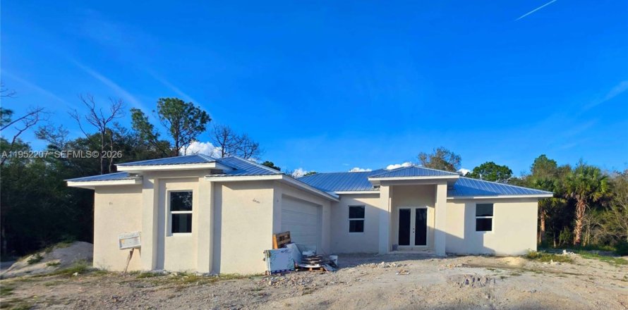 Villa ou maison à Clewiston, Floride 3 chambres, 180.23 m2 № 2054371