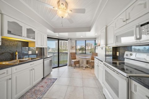 Copropriété à vendre à Clearwater, Floride: 2 chambres, 142.14 m2 № 2375454 - photo 16