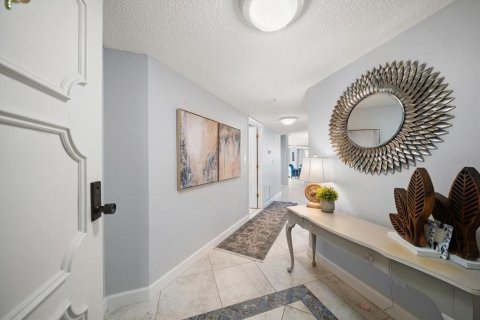 Copropriété à vendre à Clearwater, Floride: 2 chambres, 142.14 m2 № 2375454 - photo 4