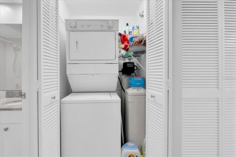 Купить кондоминиум в Семинол, Флорида 3 комнаты, 111.95м2, № 2223073 - фото 23