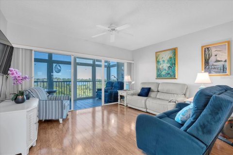 Купить кондоминиум в Семинол, Флорида 3 комнаты, 111.95м2, № 2223073 - фото 10
