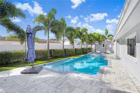 Villa ou maison à vendre à Tampa, Floride: 3 chambres, 150.41 m2 № 2107282 - photo 25