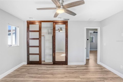 Villa ou maison à vendre à Tampa, Floride: 3 chambres, 150.41 m2 № 2107282 - photo 16