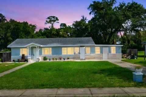 Casa en DeBary, Florida 4 dormitorios, 145.3 m2 № 2314980