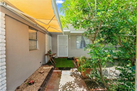 Casa en venta en Hollywood, Florida, 3 dormitorios, 178 m2 № 1841449 - foto 6