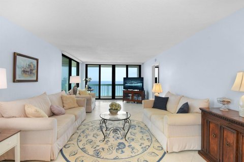Condo in Jensen Beach, Florida, 2 bedrooms  № 2172560 - photo 3