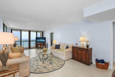 Condo in Jensen Beach, Florida, 2 bedrooms  № 2172560 - photo 4