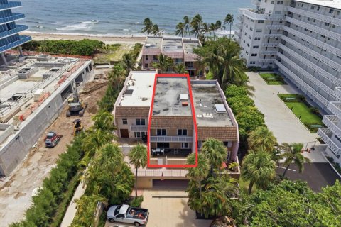 Townhouse in Hillsboro Beach, Florida 4 bedrooms, 263.84 sq.m. № 2392320 - photo 8