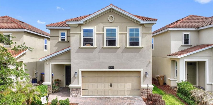Casa en Davenport, Florida 3 dormitorios, 192.87 m2 № 2151463