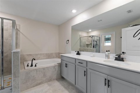 Casa en venta en Davenport, Florida, 3 dormitorios, 192.87 m2 № 2151463 - foto 23