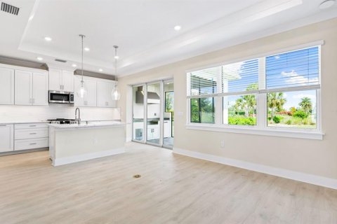 Copropriété à vendre à Bradenton, Floride: 2 chambres, 103.68 m2 № 1913599 - photo 4
