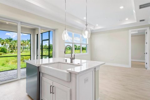 Copropriété à vendre à Bradenton, Floride: 2 chambres, 103.68 m2 № 1913599 - photo 10