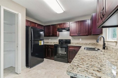 House in Ocala, Florida 3 bedrooms, 123.65 sq.m. № 2236638 - photo 6