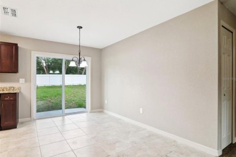 House in Ocala, Florida 3 bedrooms, 123.65 sq.m. № 2236638 - photo 8