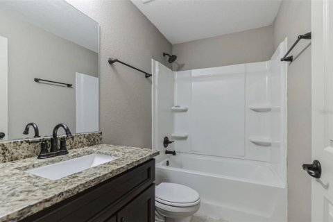 House in Ocala, Florida 3 bedrooms, 123.65 sq.m. № 2236638 - photo 15