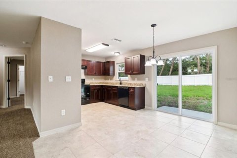House in Ocala, Florida 3 bedrooms, 123.65 sq.m. № 2236638 - photo 4
