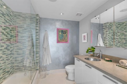 Condo in Miami Beach, Florida, 3 bedrooms  № 1967523 - photo 24