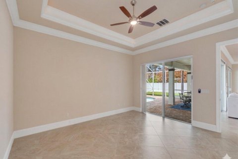 House in Vero Beach, Florida 3 bedrooms, 244.24 sq.m. № 2086871 - photo 15
