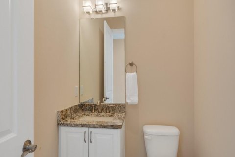 House in Vero Beach, Florida 3 bedrooms, 244.24 sq.m. № 2086871 - photo 23