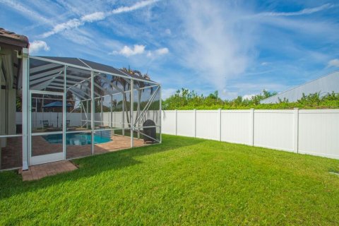 House in Vero Beach, Florida 3 bedrooms, 244.24 sq.m. № 2086871 - photo 30