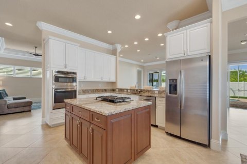 House in Vero Beach, Florida 3 bedrooms, 244.24 sq.m. № 2086871 - photo 5