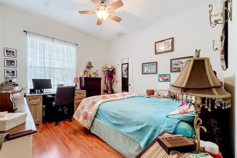 House in Weeki Wachee, Florida 5 bedrooms, 306.21 sq.m. № 2222640 - photo 29
