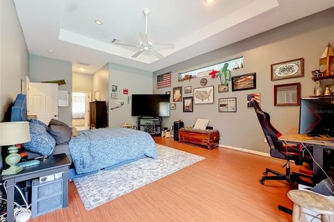 House in Weeki Wachee, Florida 5 bedrooms, 306.21 sq.m. № 2222640 - photo 24
