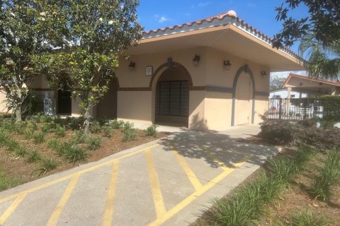 Casa en venta en Lady Lake, Florida, 2 dormitorios, 96.62 m2 № 1677673 - foto 10