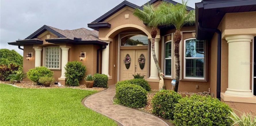 House in Rotonda, Florida 3 bedrooms, 202.9 sq.m. № 1913658