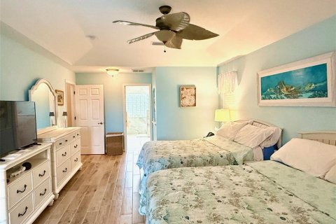 House in Rotonda, Florida 3 bedrooms, 202.9 sq.m. № 1913658 - photo 13