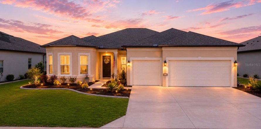 Casa en Ocala, Florida 3 dormitorios, 234.39 m2 № 2121993