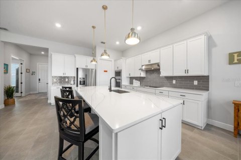 Casa en venta en Ocala, Florida, 3 dormitorios, 234.39 m2 № 2121993 - foto 2
