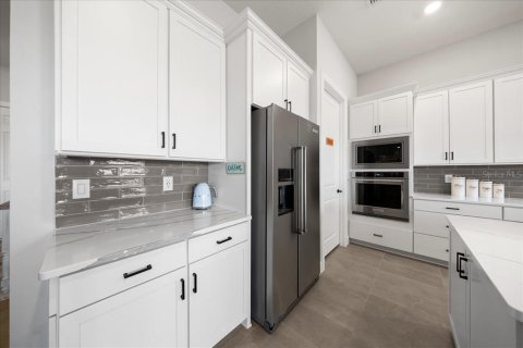 Casa en venta en Ocala, Florida, 3 dormitorios, 234.39 m2 № 2121993 - foto 13