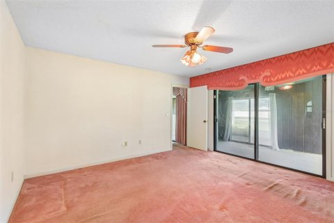 Villa ou maison à vendre à Palm Coast, Floride: 4 chambres, 218.88 m2 № 2419697 - photo 12